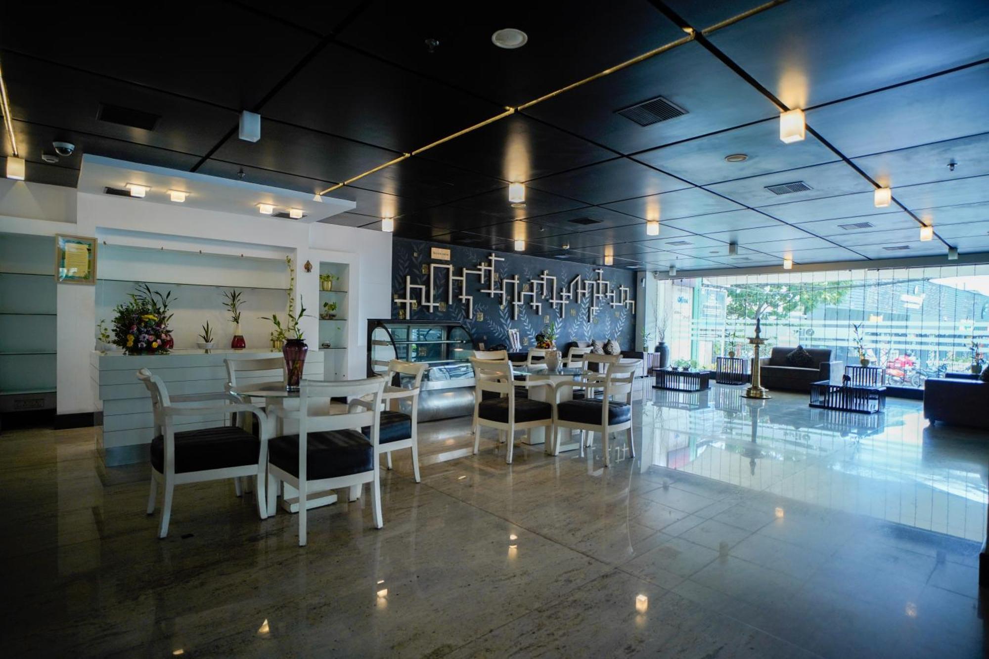 Hotel Olive Eva Kochi Extérieur photo